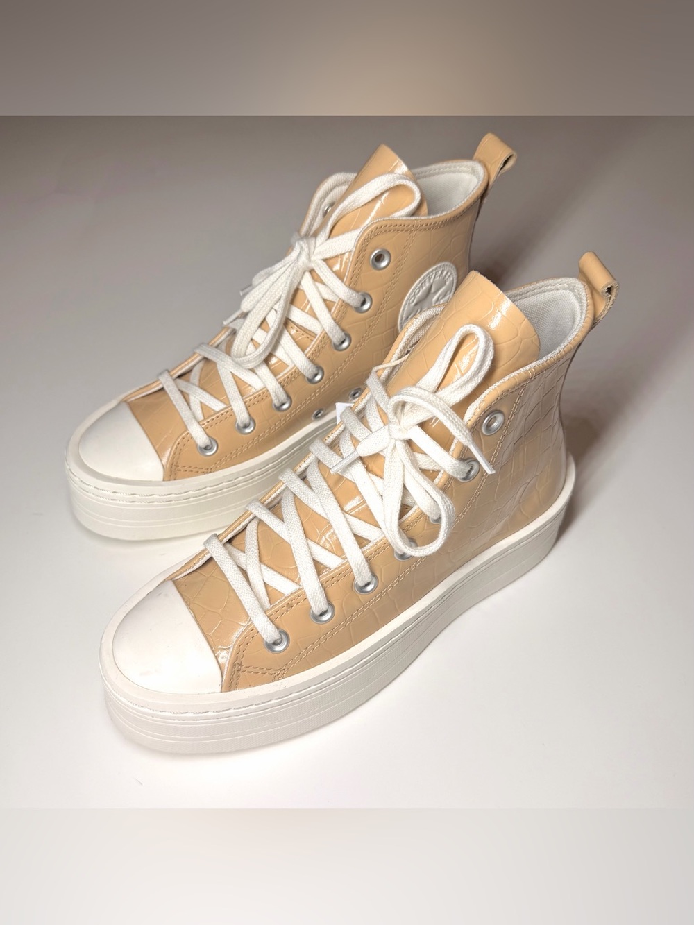 Converse Womens Chuck Taylor All Star Modern Lift Hi Platform Sneakers Size- 7.5